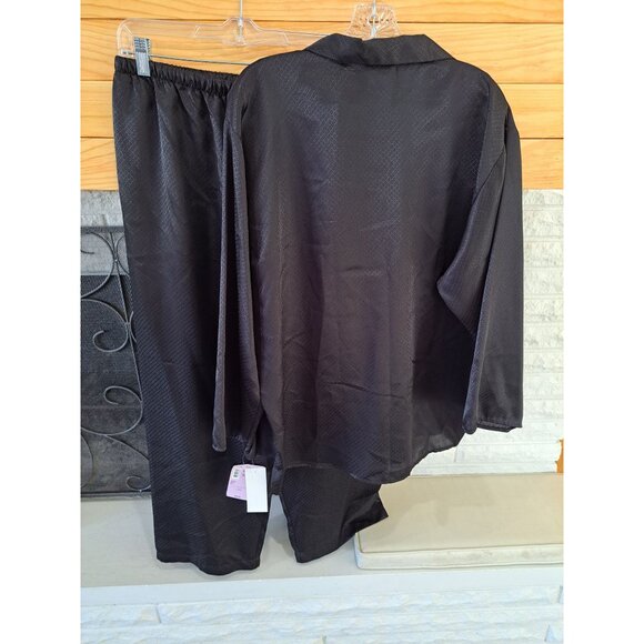 Natori Women's NEW Embroidered Black 2Piece Pajama Set Size L Silky New Tag Gift - Picture 6 of 10